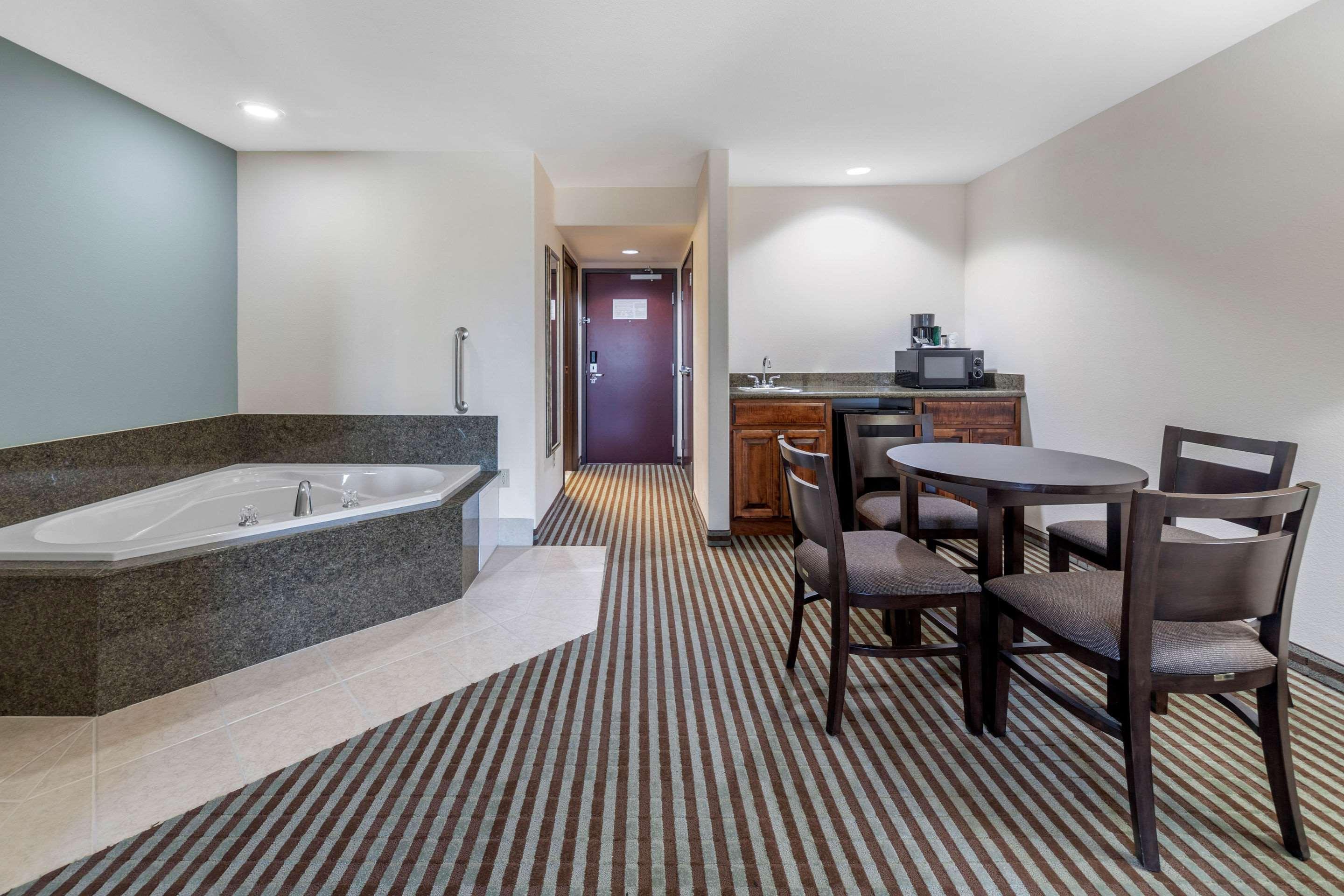 Comfort Inn & Suites Perry I-35 Eksteriør billede